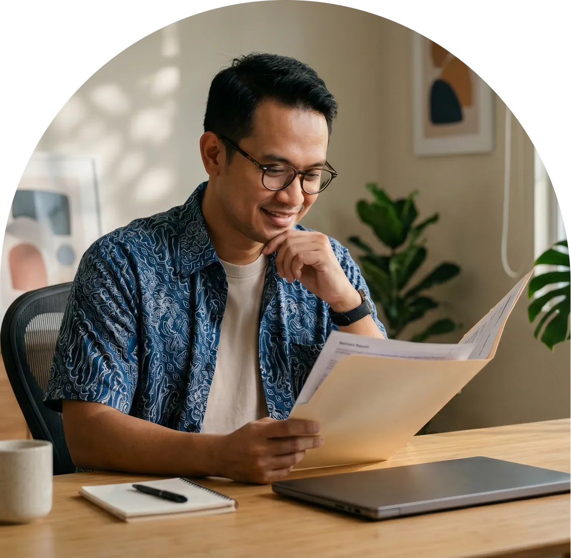 A client reading Metritax documents at home